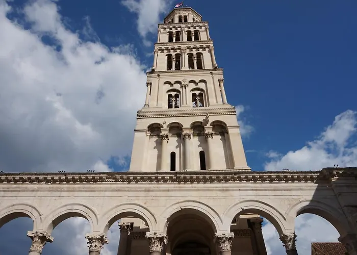 B Gold Luxury Bed & Breakfast