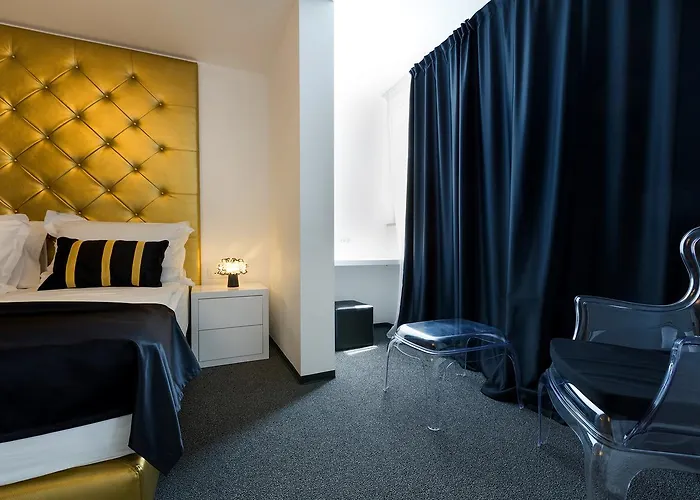 B Gold Luxury Bed and breakfast Split