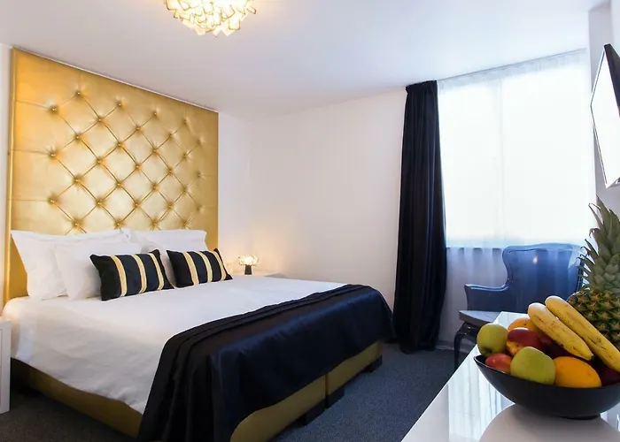 B Gold Luxury 4* Сплит